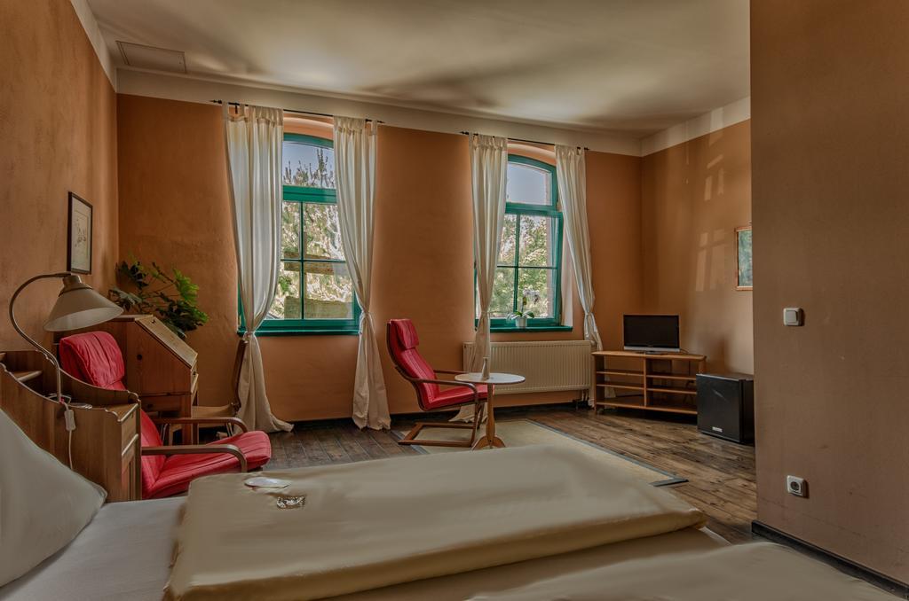 Hotel Zur Henne Naumburg  Eksteriør billede