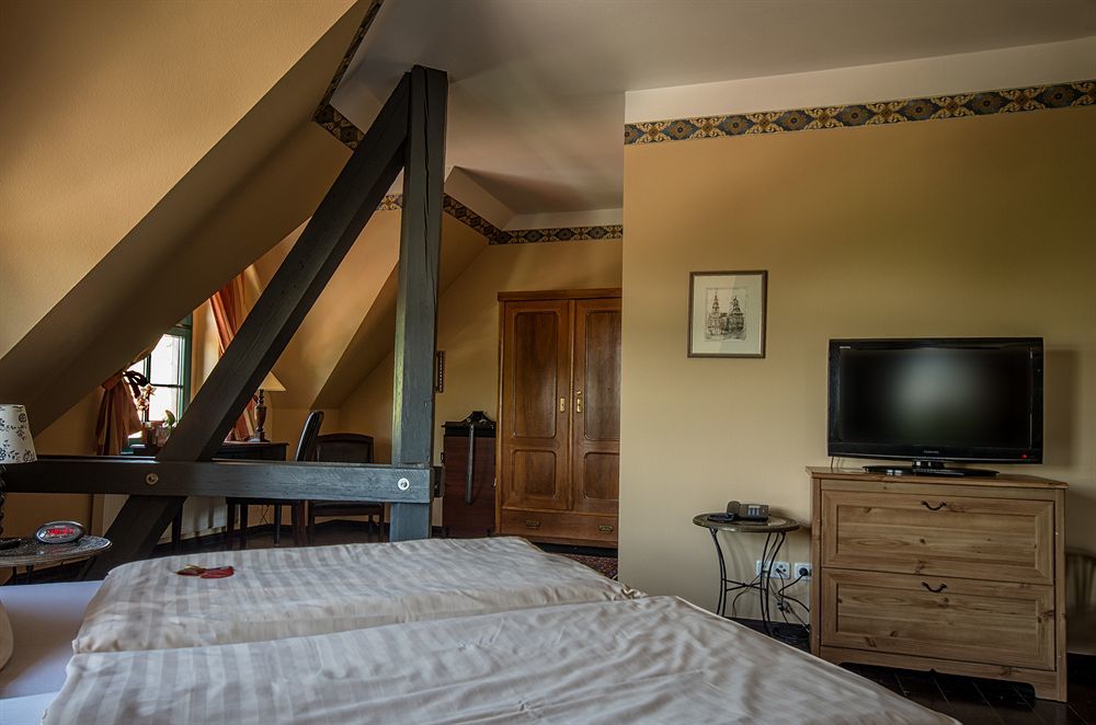 Hotel Zur Henne Naumburg  Eksteriør billede