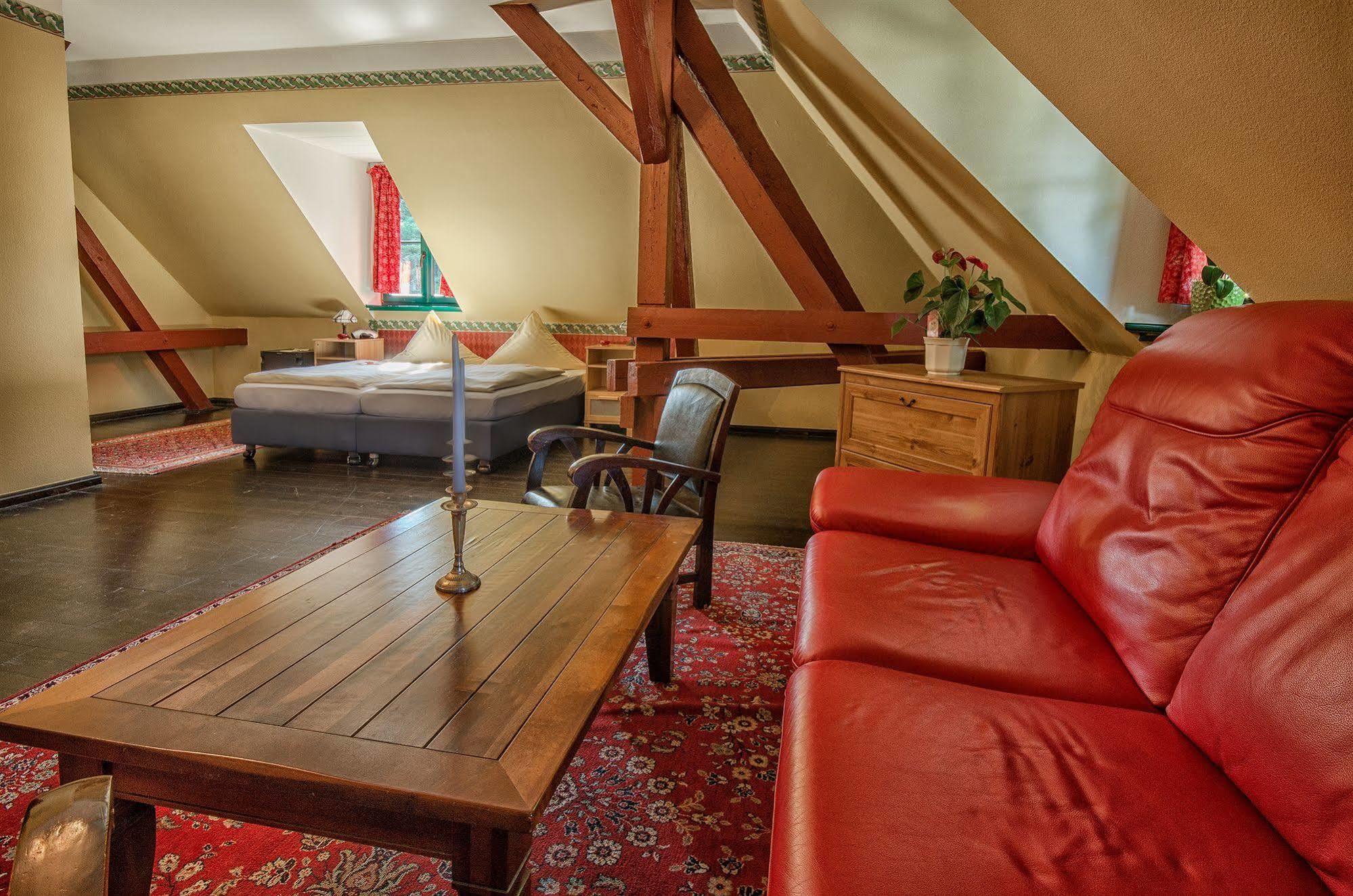 Hotel Zur Henne Naumburg  Eksteriør billede
