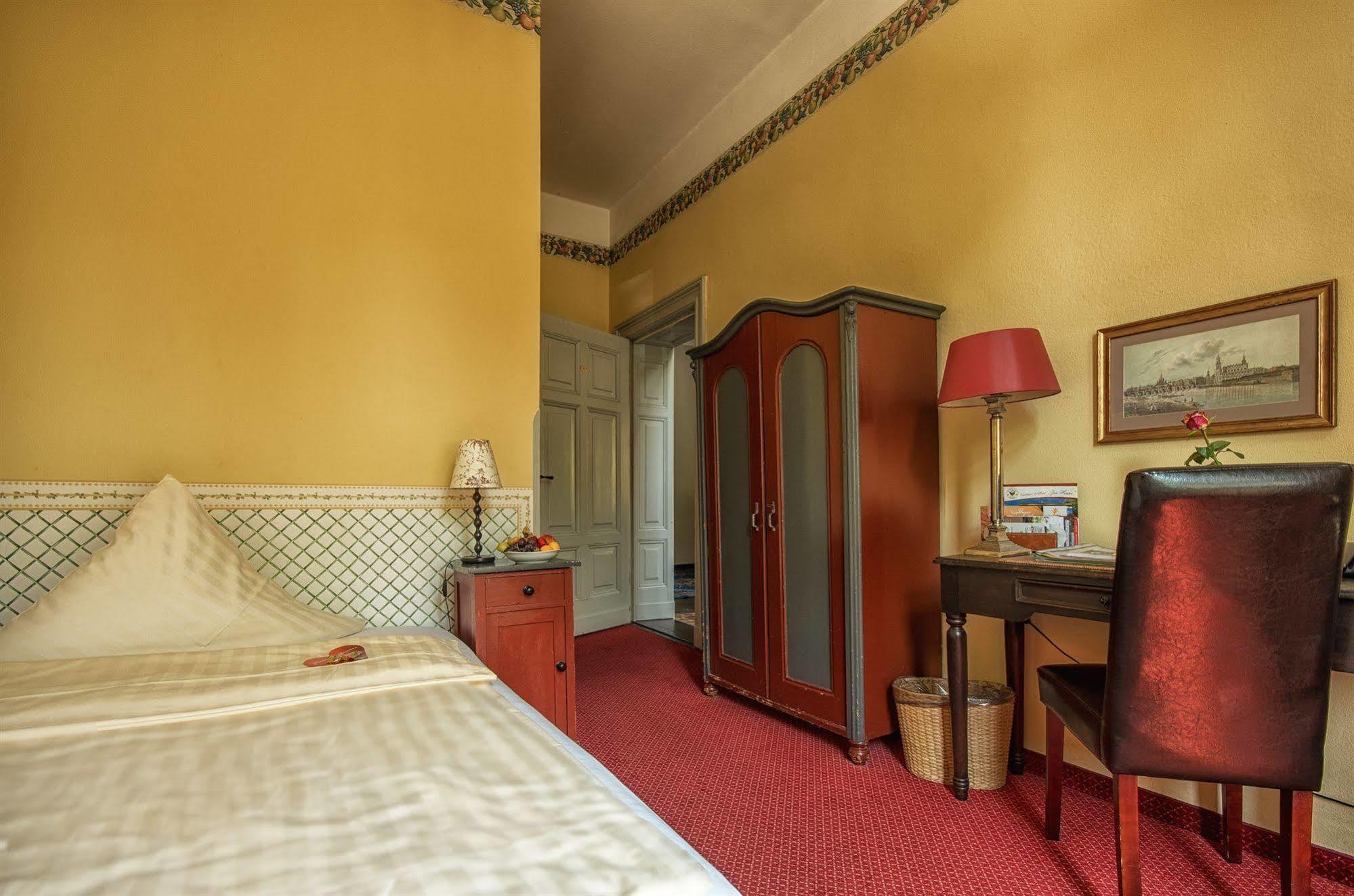 Hotel Zur Henne Naumburg  Eksteriør billede